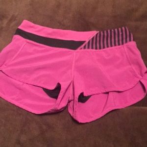 Lululemon size 4